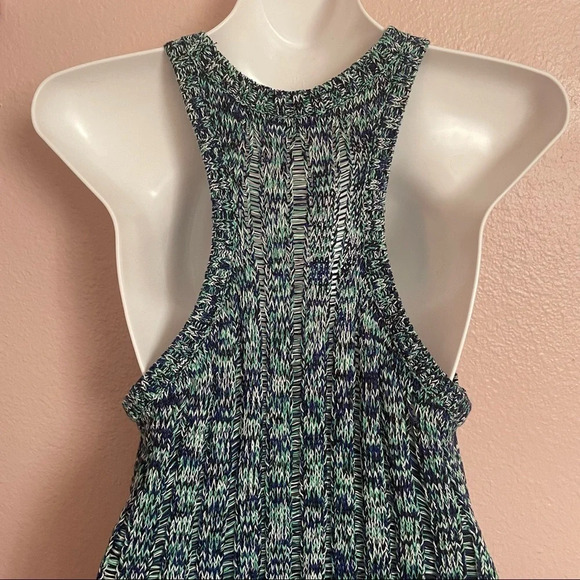 Club Monaco Open Knit Sleeveless Sweater - Picture 5 of 5